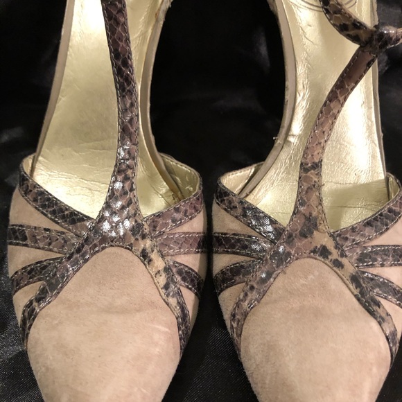 $30-😊Sale. Jessica Simpson heels - Picture 3 of 4